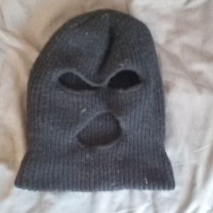 Black ski mask
